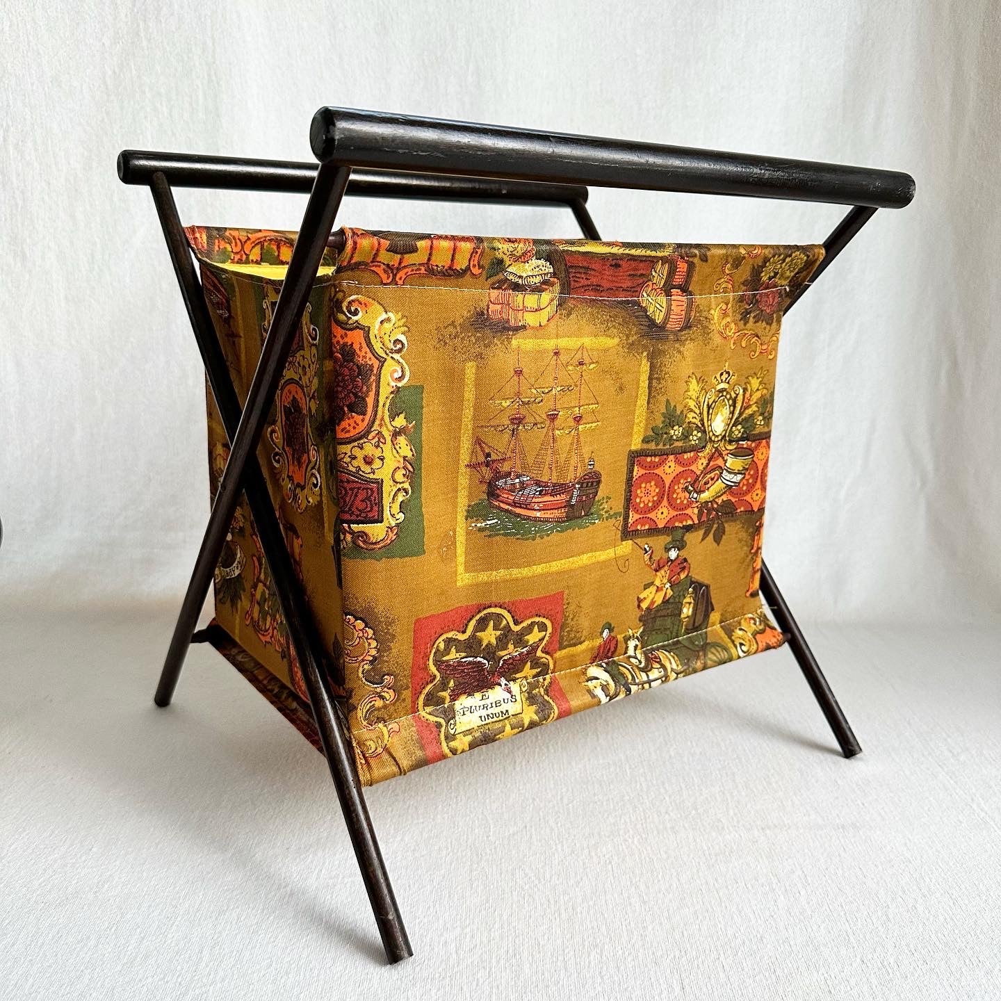70s Foldable Sewing Bag
