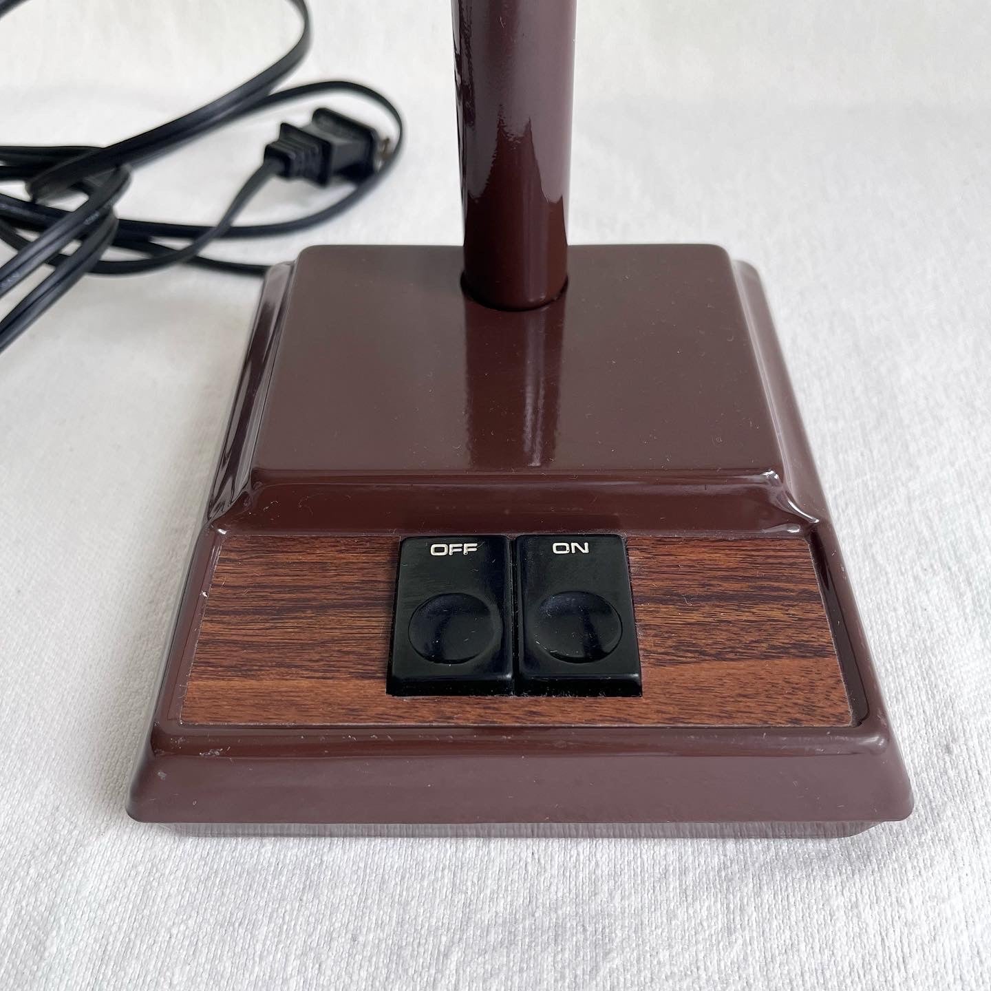 Brown Gooseneck Desk Lamp