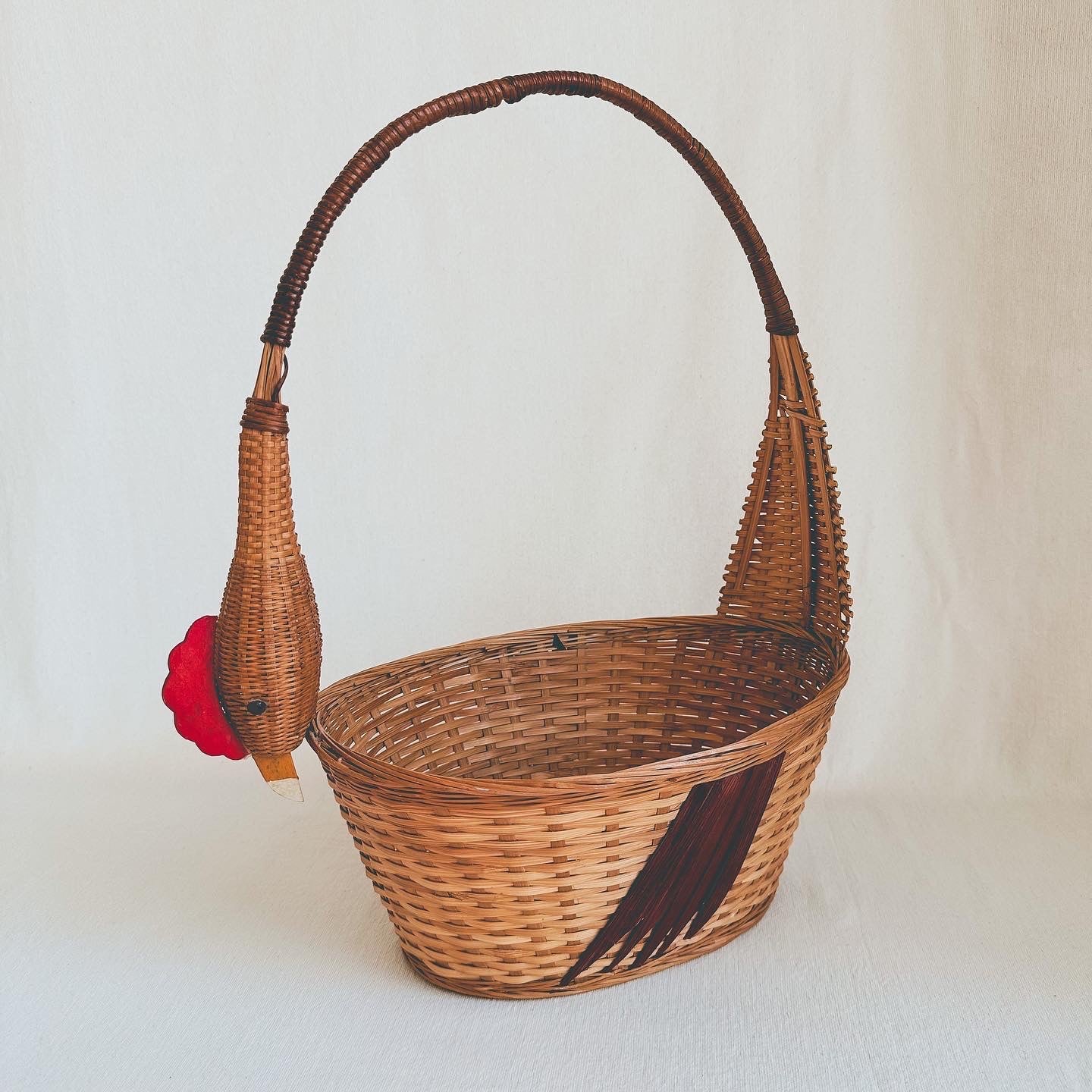 Rooster Chicken Basket