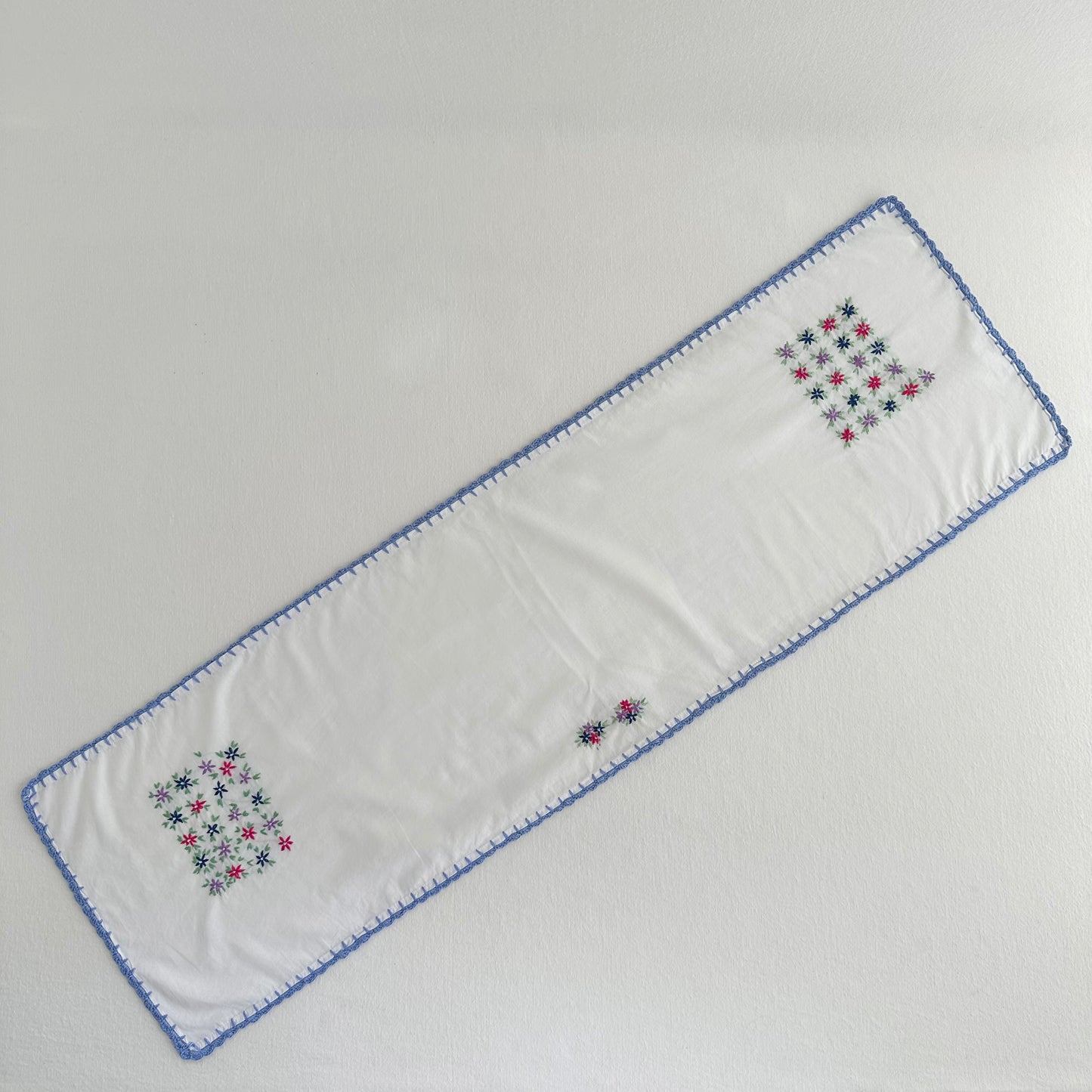 Floral Table/Dresser Runner