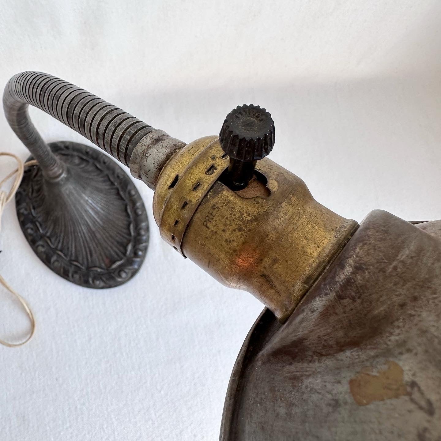 Art Deco Adjustable Lamp