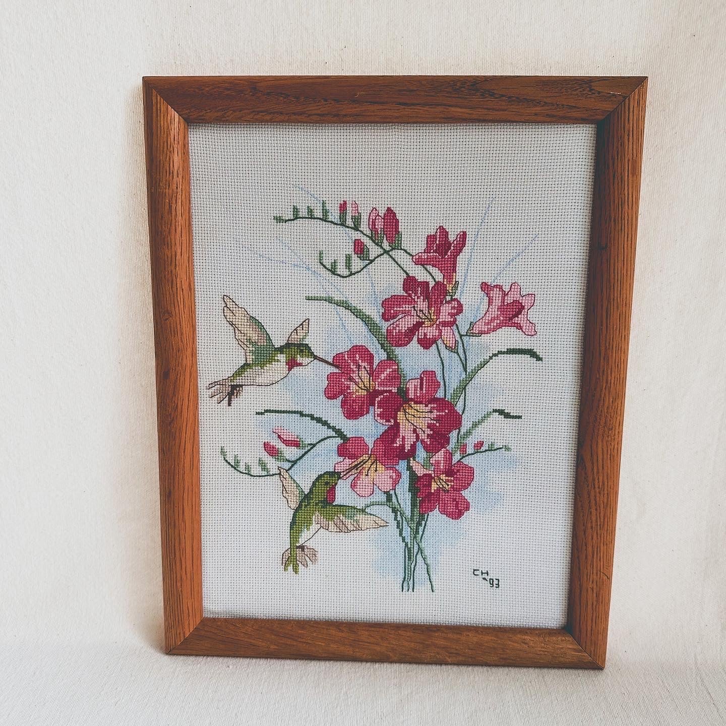 Floral Hummingbird Cross-stitch