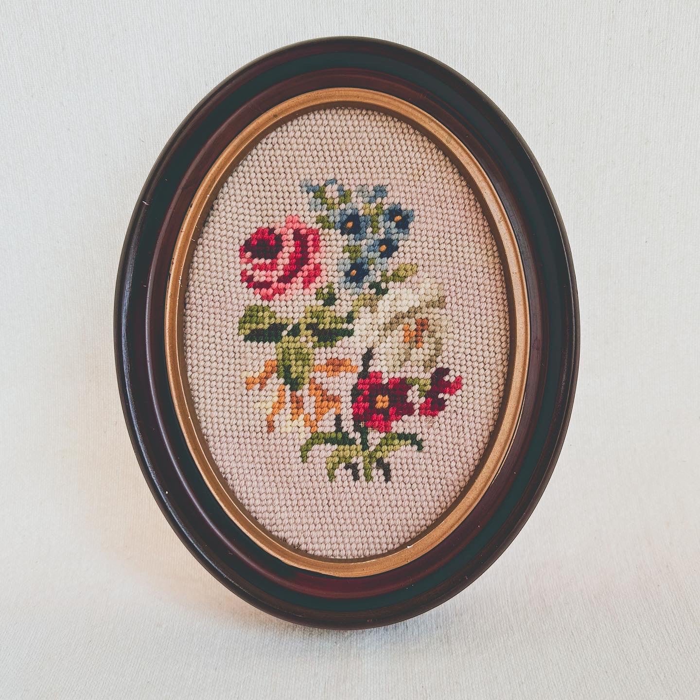 Floral Oval