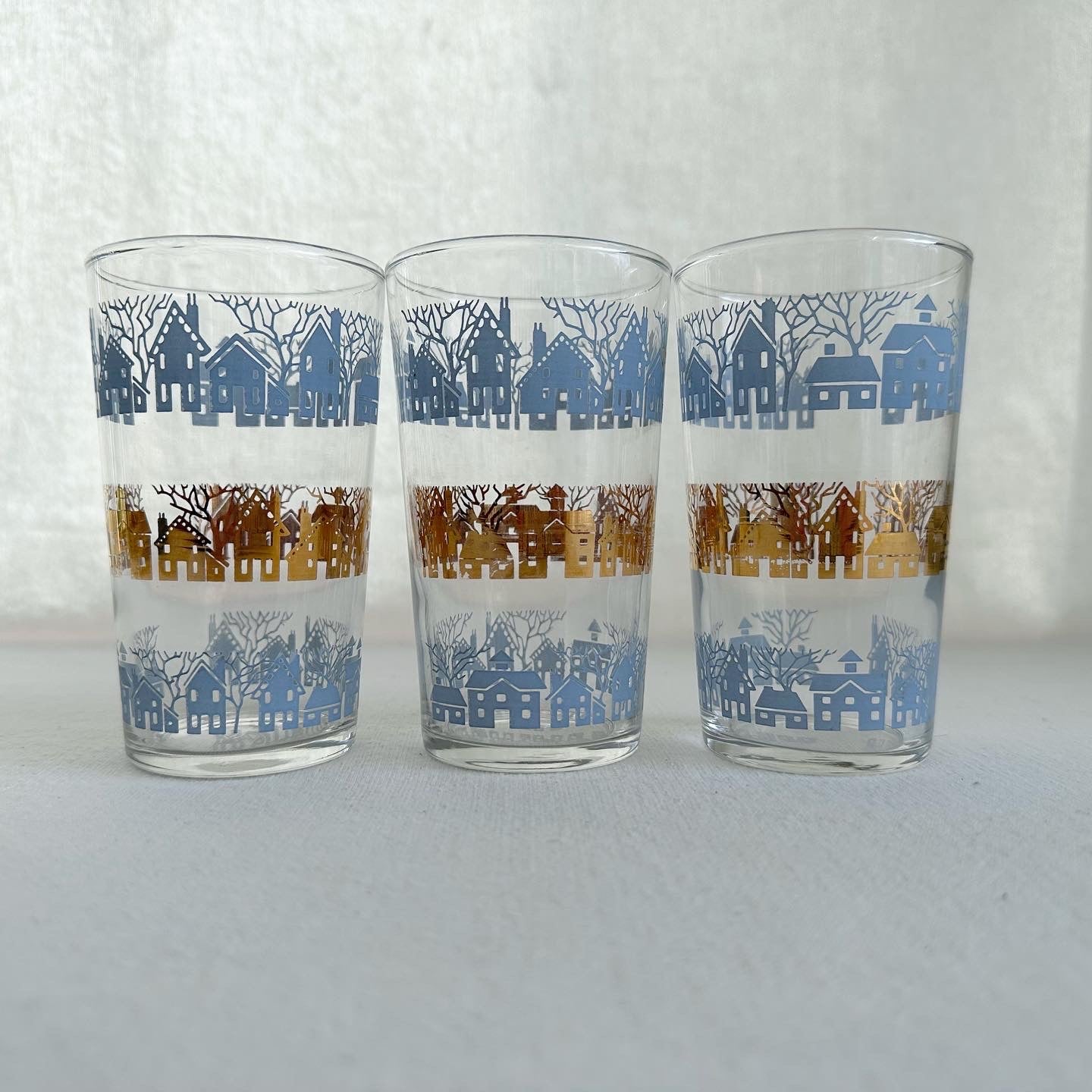 Federal Winter Scene Glasses