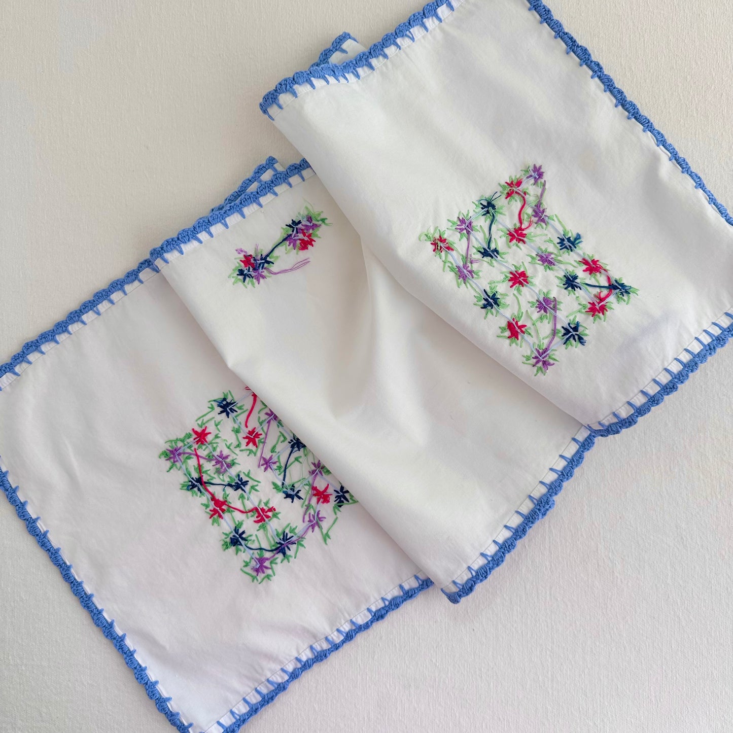 Floral Table/Dresser Runner